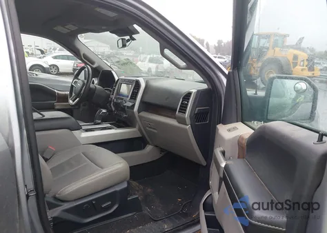 2020 Ford F-150 Lariat z USA, uszkodzony, nr VIN 1FTEW1E41LFA06056